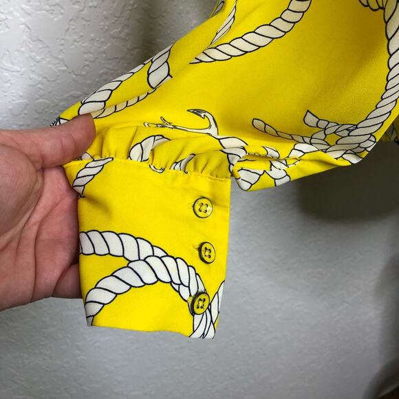 Cabi yellow and white anchor rope print tie front top size Medium #5707 - Picture 14 of 15